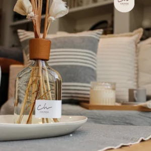 Difusor de Ambiente con Varillas de Diseño Elegante