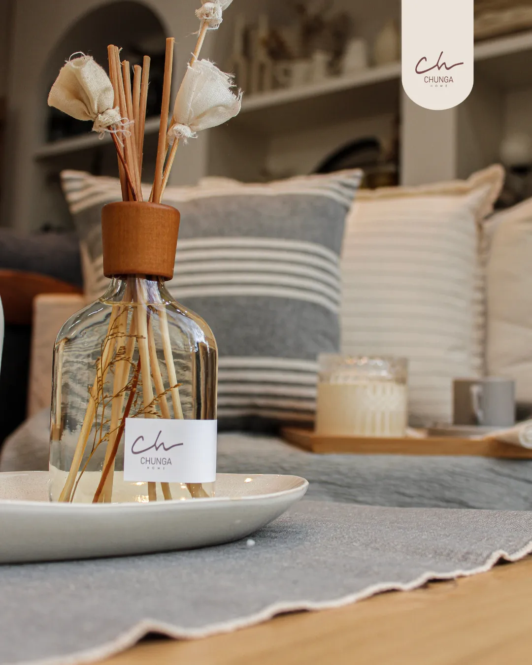 Difusor de Ambiente con Varillas de Diseño Elegante