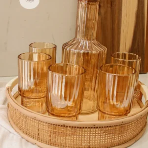 Set de Botella y Vasos x6 de Vidrio Acanalado Ámbar Claro