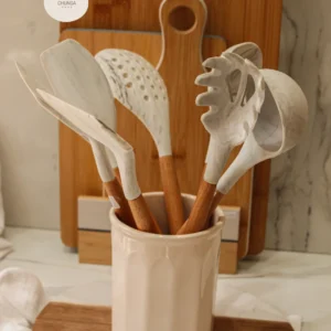 Set de Utensilios de Cocina de Silicona con Mango de Madera