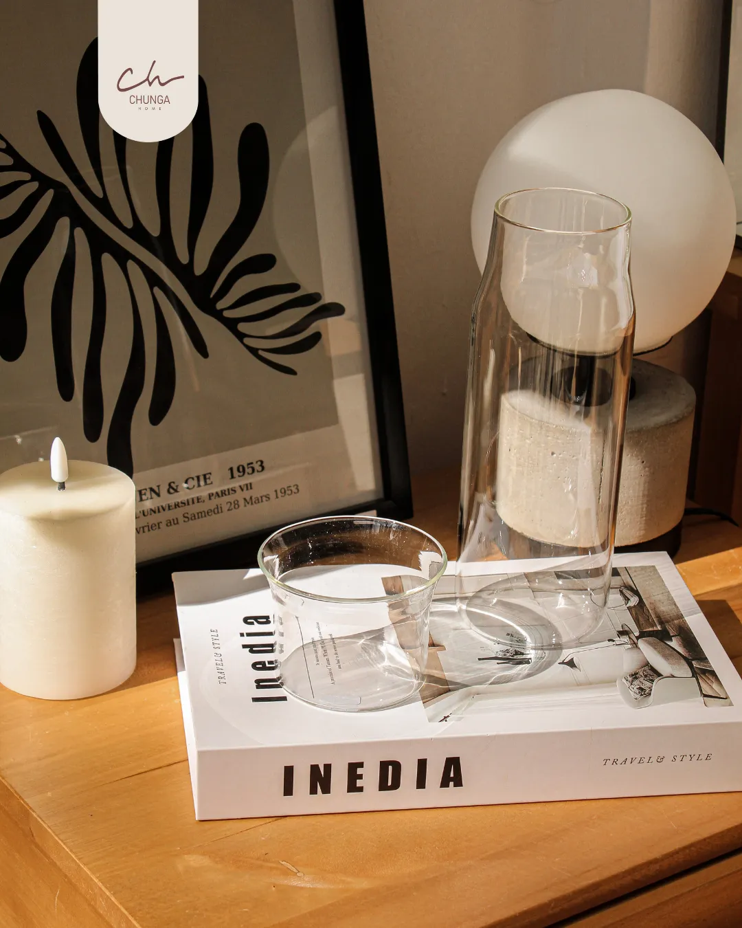 Botella de Vidrio Grande con Tapa de Vaso