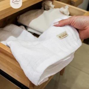 Camino de mesa blanco