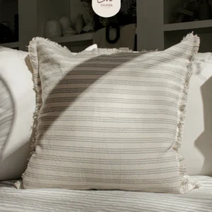 Almohadón 50x50 - Funda Rayada y Flecos
