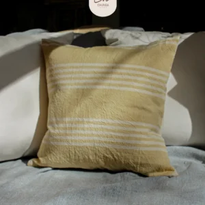 Almohadón 45x45cm - Funda Amarilla con Rayas