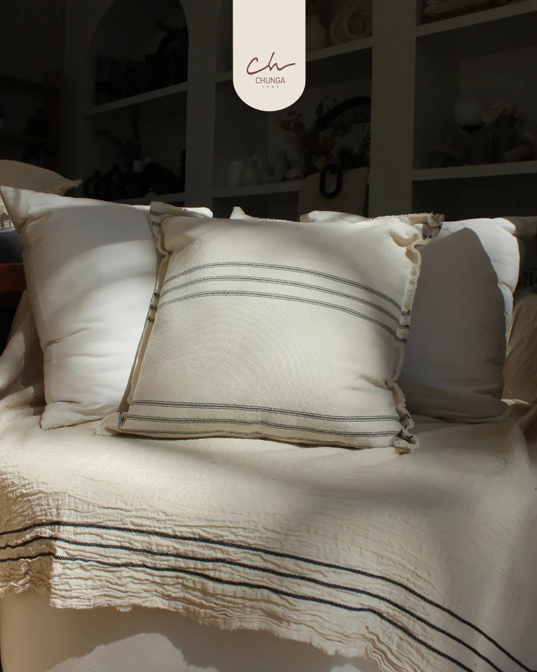 Funda Natural rayada 50x50