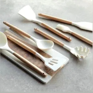Utensilios de Cocina En Silicona y Madera