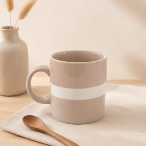 Taza beige y natural