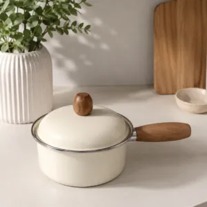 Cacerola Enlozada Crema C/Mango Madera