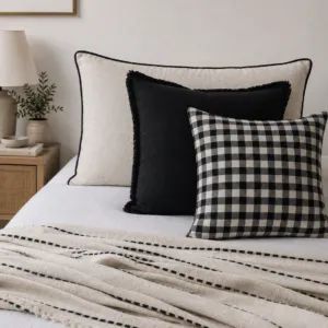 Almohada 50x70cm Borde Pana Negro
