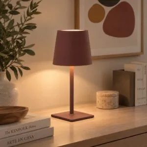 Lampara Malbec Led Inalámbrica De Metal Con Base Cuadrada y Pantalla Cónica